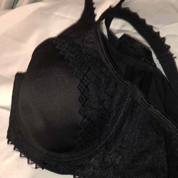 Black plus size bra - Picture 2 of 8
